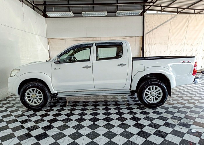 Used 11
                    TOYOTA
                     for Sale Image