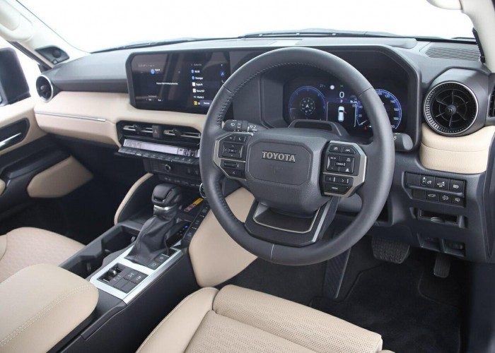 Used 1
                    TOYOTA
                     for Sale Image