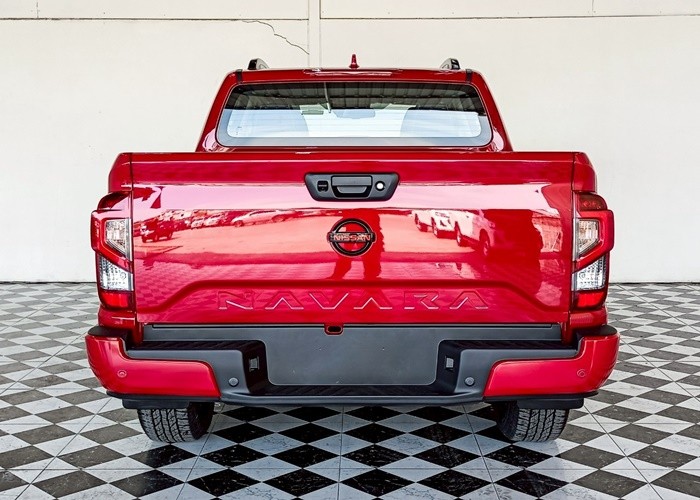 Used 1
                    NISSAN
                     for Sale Image