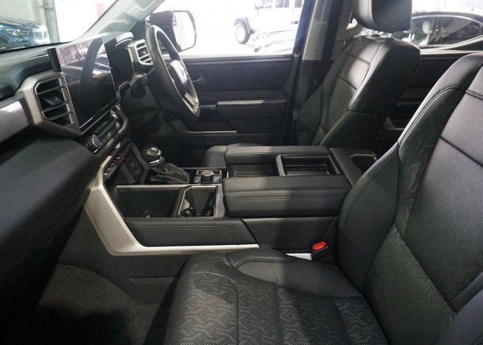 Used 1
                    TOYOTA
                     for Sale Image