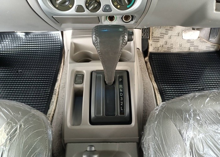 Used 6
                    ISUZU
                     for Sale Image