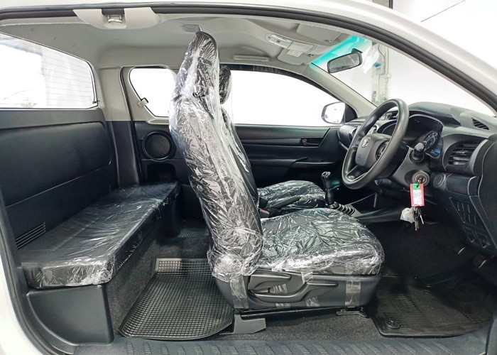 Used 12
                    TOYOTA
                     for Sale Image