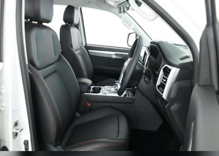 Used 1
                    JAC T9
                     for Sale Image