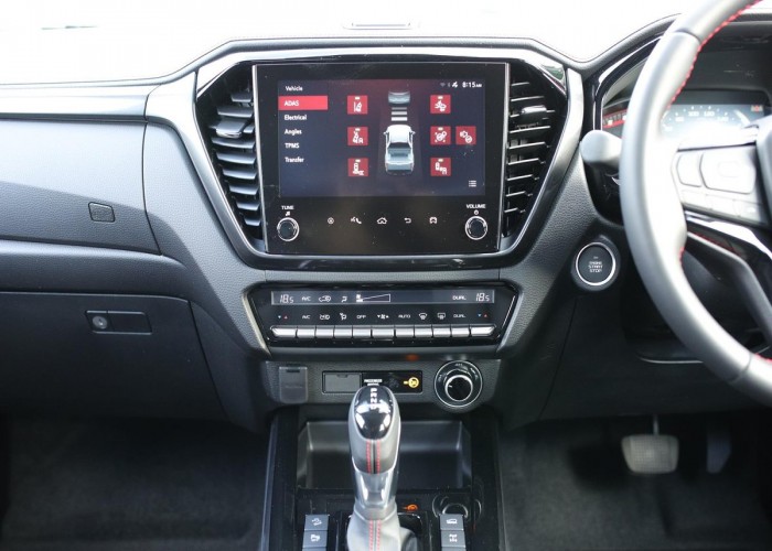 Used 1
                    ISUZU
                     for Sale Image